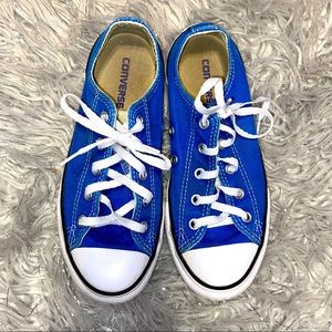 blue converse